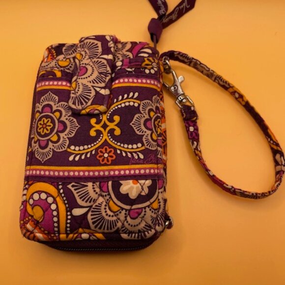 Vera Bradley Wristlet - Picture 1 of 5